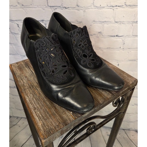 Brighton Shoes - Brighton Vintage 1990s Womens Black LEATHER Sz 8 Ankle Booties Boots